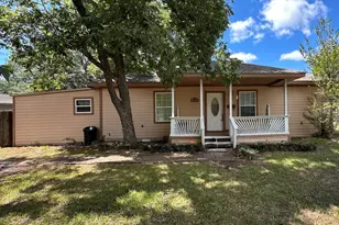 301 W Austin Ave, Cooper, TX 75432 - Photo 1