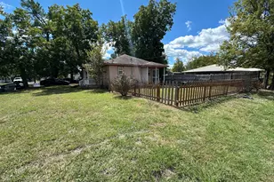 301 W Austin Ave, Cooper, TX 75432 - Photo 17