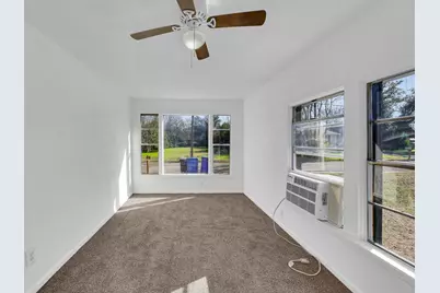 927 Oakwood Avenue, Waco, TX 76706 - Photo 15