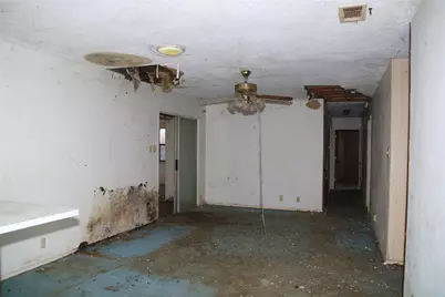 611 Cain Street, Lake Dallas, TX 75065 - Photo 11