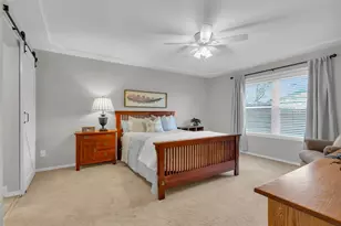 1637 Bedford Oaks Dr, Bedford, TX 76021 - Photo 21