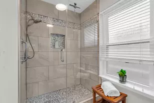 1637 Bedford Oaks Dr, Bedford, TX 76021 - Photo 23