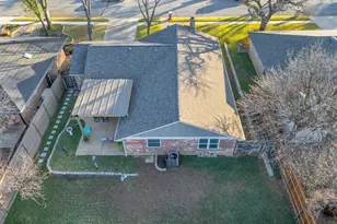 1637 Bedford Oaks Dr, Bedford, TX 76021 - Photo 33