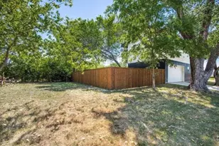 10803 Mandalay Dr, Dallas, TX 75228 - Photo 19