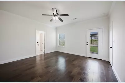 105 Kathy Stephens Avenue, Springtown, TX 76082 - Photo 35