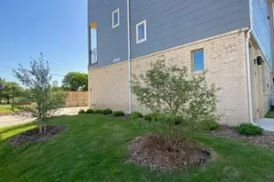 3230 Elihu St, Dallas, TX 75210 - Photo 19