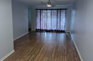 8747 Mosswood Dr, Dallas, TX 75227 - Photo 9