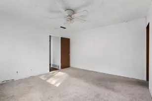 7537 Folkstone Dr, Forest Hill, TX 76140 - Photo 13