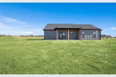 213 Private Road 33083, Sumner, TX 75486 - Photo 3