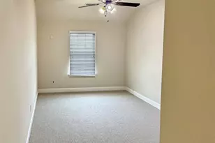 4428 Saukenuk Ln, Carrollton, TX 75010 - Photo 21