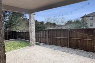 4428 Saukenuk Ln, Carrollton, TX 75010 - Photo 27