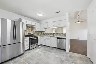 10000 Long Rifle Dr, Fort Worth, TX 76108 - Photo 7