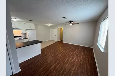 4919 Lovell Avenue #4919, Fort Worth, TX 76107 - Photo 3