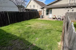 4919 Lovell Ave, Fort Worth, TX 76107 - Photo 11