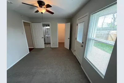 4919 Lovell Avenue #4919, Fort Worth, TX 76107 - Photo 5