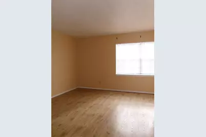 622 W Warrior Trail, Grand Prairie, TX 75052 - Photo 15