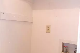 622 W Warrior Trl, Grand Prairie, TX 75052 - Photo 9