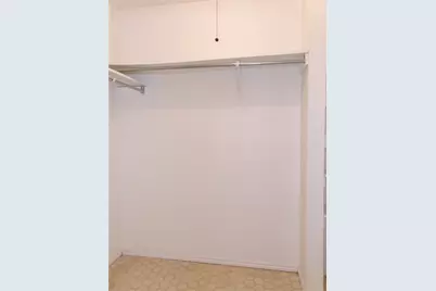 622 W Warrior Trail, Grand Prairie, TX 75052 - Photo 17