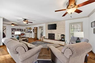 1015 Western Hills Dr, Sherman, TX 75092 - Photo 7