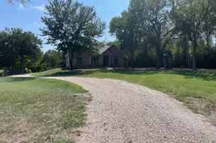 1323 E College St, Princeton, TX 75407 - Photo 31