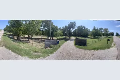 1323 E College Street, Princeton, TX 75407 - Photo 37