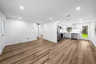 305 E Kirby, Quinlan, TX 75474 - Photo 9