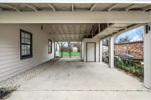 305 E Kirby, Quinlan, TX 75474 - Photo 5