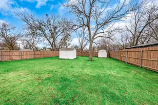 305 E Kirby, Quinlan, TX 75474 - Photo 25