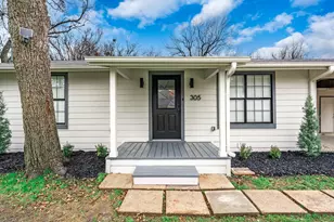 305 E Kirby, Quinlan, TX 75474 - Photo 1