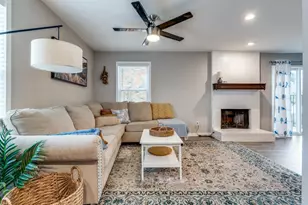 6900 Skillman St, Dallas, TX 75231 - Photo 3