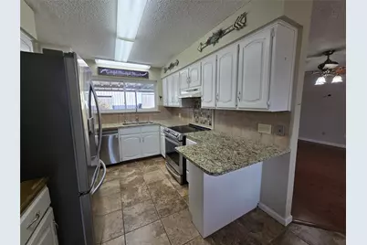 301 E 6th Street, Weatherford, TX 76086 - Photo 9