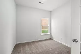 319 Julian Davis Dr, Venus, TX 76084 - Photo 7