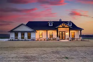 189 Pr 11934, Blum, TX 76627 - Photo 1