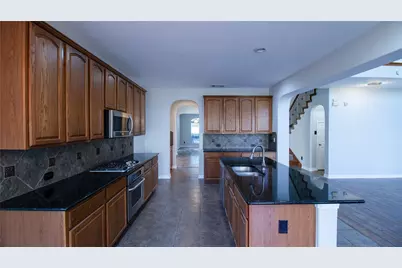 10217 Crawford Farms Drive, Fort Worth, TX 76244 - Photo 13