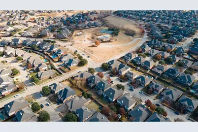 10217 Crawford Farms Drive, Fort Worth, TX 76244 - Photo 37