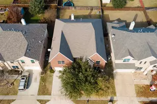 10217 Crawford Farms Dr, Fort Worth, TX 76244 - Photo 5