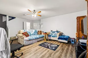 210 Creek Cove Dr, Dallas, TX 75217 - Photo 9