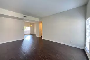 10432 High Hollows Dr, Dallas, TX 75230 - Photo 9