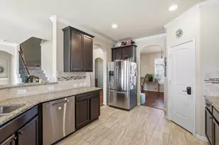 1529 Enchanted Sky Ln, Fort Worth, TX 76052 - Photo 9