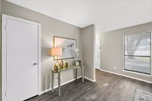 2401 Long Ridge Ln, Arlington, TX 76014 - Photo 5