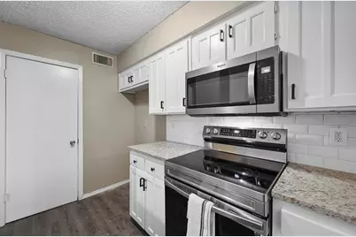 2401 Long Ridge Lane, Arlington, TX 76014 - Photo 13