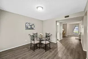 2401 Long Ridge Ln, Arlington, TX 76014 - Photo 9