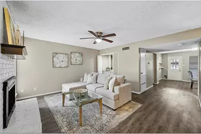 2401 Long Ridge Lane, Arlington, TX 76014 - Photo 3