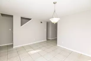 5600 Ainsdale Dr, Fort Worth, TX 76135 - Photo 5