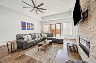 2011 N Prairie Ave, Dallas, TX 75204 - Photo 19