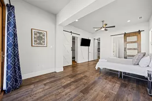 2011 N Prairie Ave, Dallas, TX 75204 - Photo 25