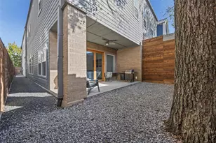 2011 N Prairie Ave, Dallas, TX 75204 - Photo 37