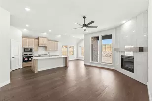 3920 Clingsman Wy, McKinney, TX 75071 - Photo 9