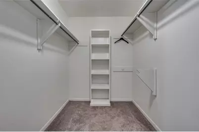 1905 Huntington Drive, Grand Prairie, TX 75051 - Photo 17