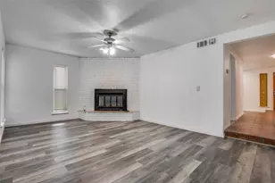 1905 Huntington Dr, Grand Prairie, TX 75051 - Photo 11